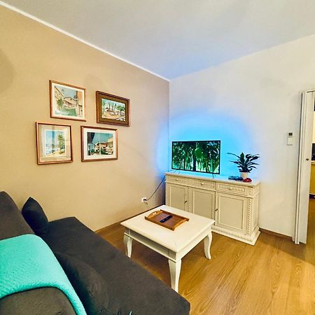 Solaris Apartment With Swimming Pool Lazise Exterior foto